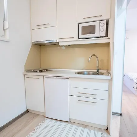 Apartman Cozy Near Latin Bridge
